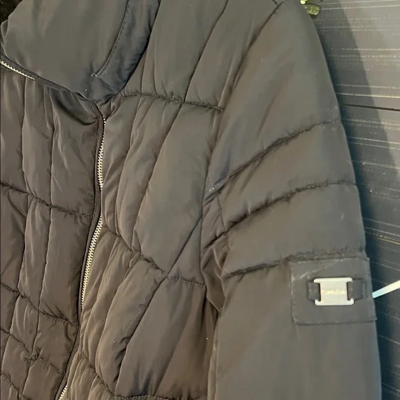 Calvin Klein Women's Black Puffer Jacket - Picture 6 of 12